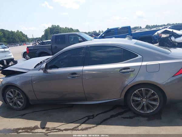 2016 LEXUS IS 200T