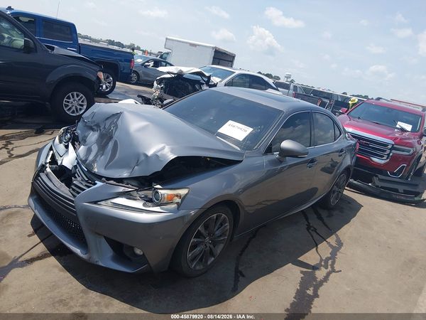 2016 LEXUS IS 200T
