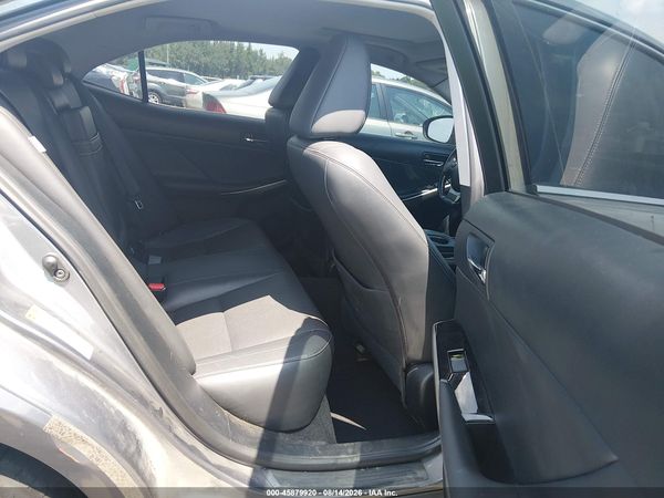 2016 LEXUS IS 200T