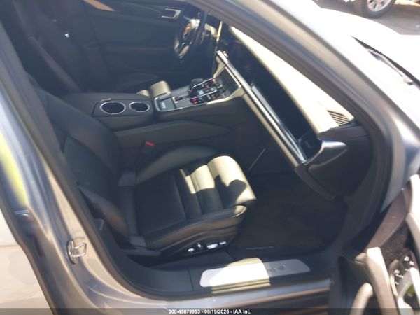 2018 PORSCHE PANAMERA 4