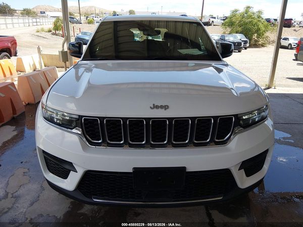 2024 JEEP GRAND CHEROKEE LAREDO 4X4 — I6