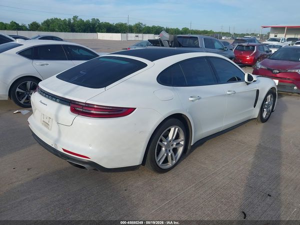 2019 PORSCHE PANAMERA 4