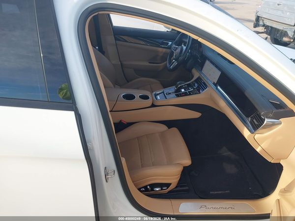 2019 PORSCHE PANAMERA 4