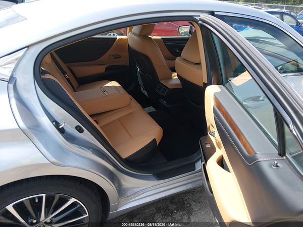 2024 LEXUS ES 300H 300h Premium