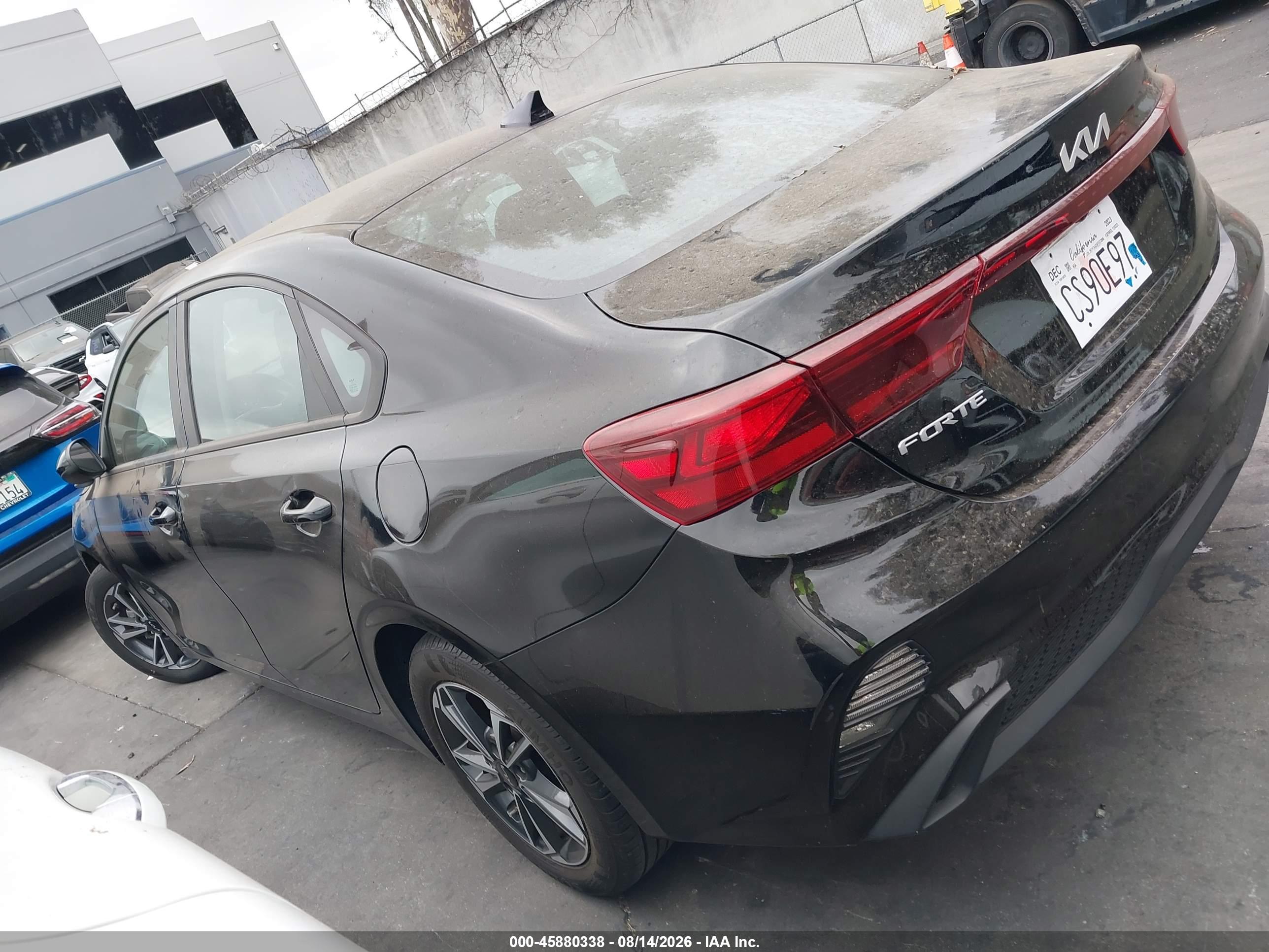 2023 KIA FORTE LXS