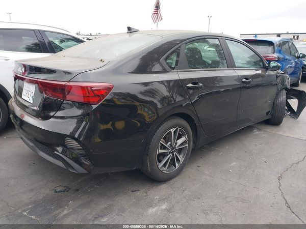 2023 KIA FORTE LXS