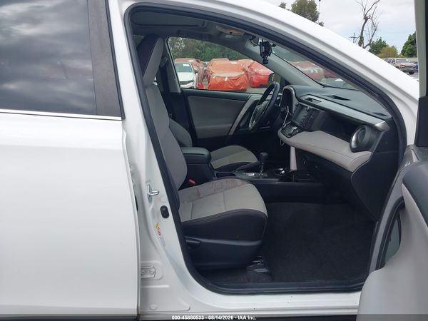 2017 TOYOTA RAV4 XLE