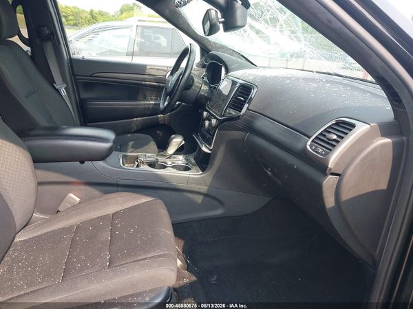 2019 JEEP GRAND CHEROKEE LAREDO E 4X4