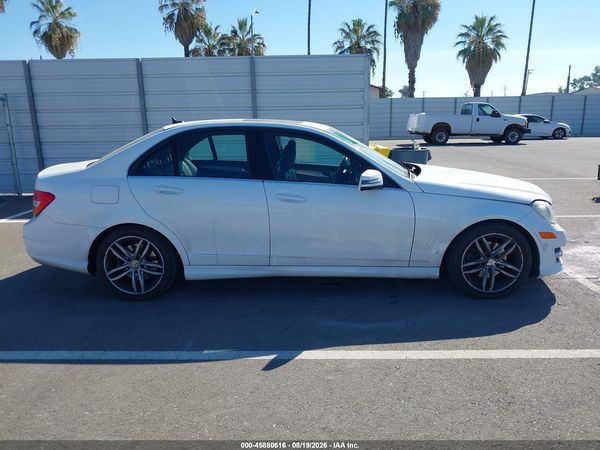 2013 MERCEDES-BENZ C 250 SPORT