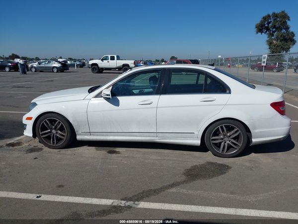 2013 MERCEDES-BENZ C 250 SPORT