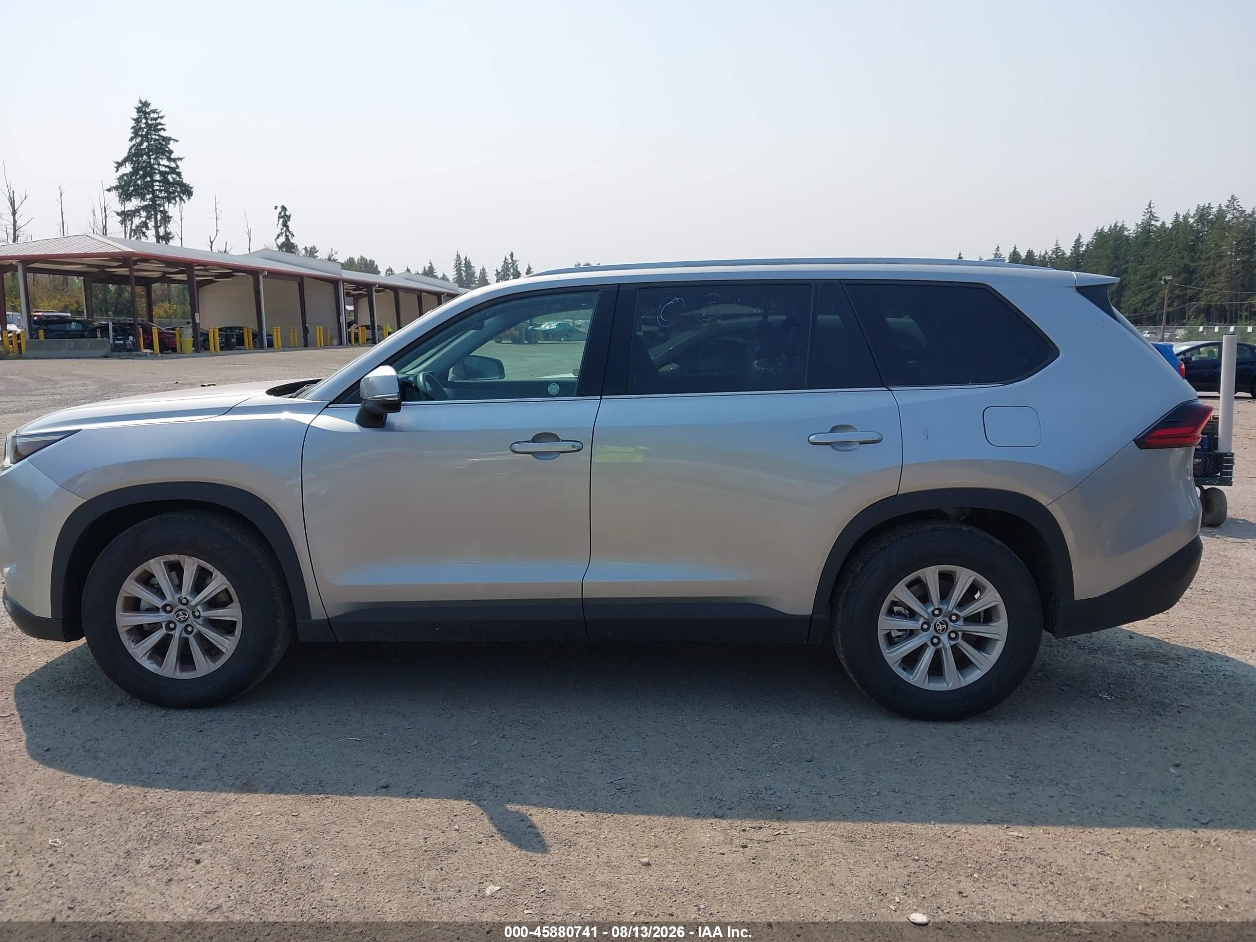2025 TOYOTA GRAND HIGHLANDER XLE