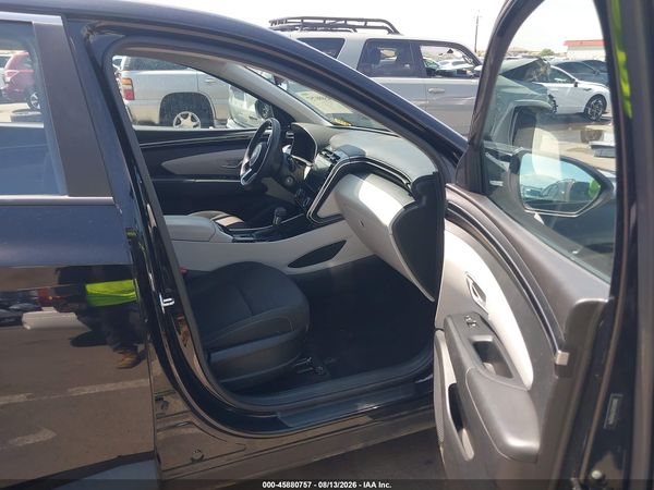 2023 HYUNDAI TUCSON SE
