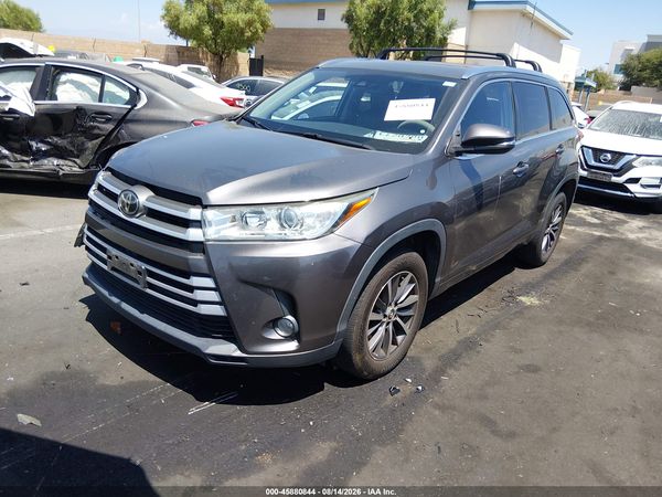 2018 TOYOTA HIGHLANDER XLE