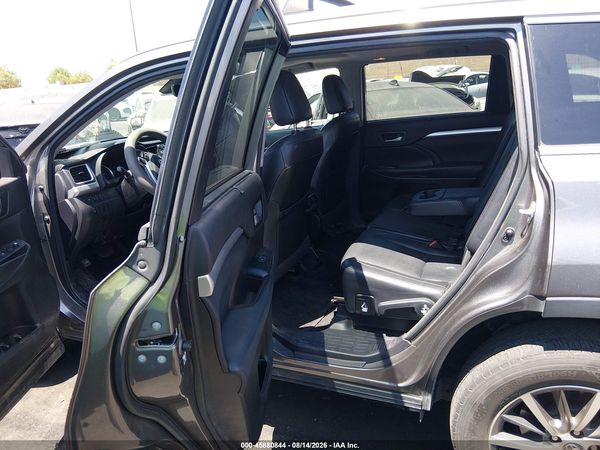 2018 TOYOTA HIGHLANDER XLE