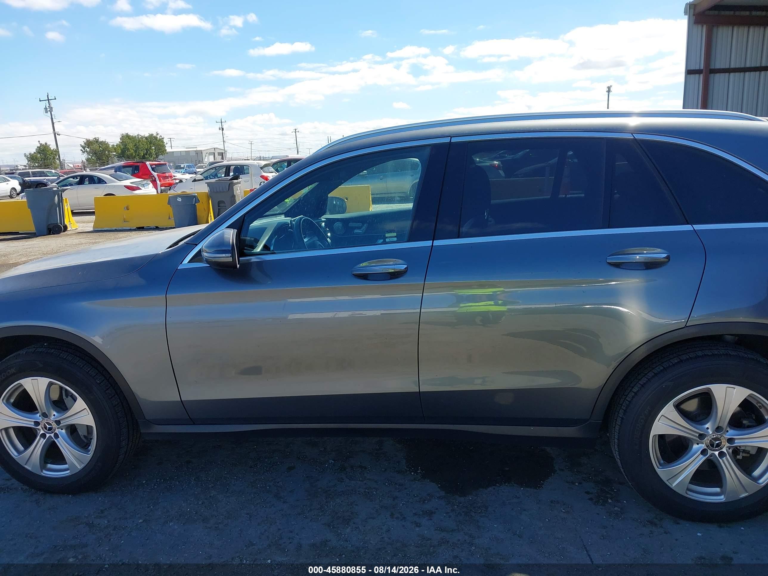 2018 MERCEDES-BENZ GLC 300 4MATIC