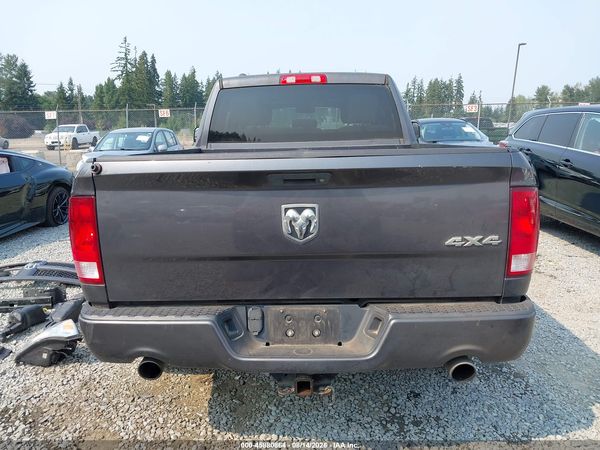 2017 RAM 1500 EXPRESS  4X4 6'4 BOX