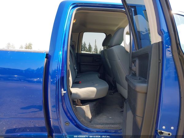 2017 RAM 1500 TRADESMAN  4X2 6'4 BOX