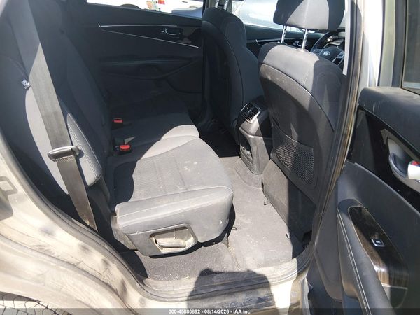 2019 KIA SORENTO 2.4L LX