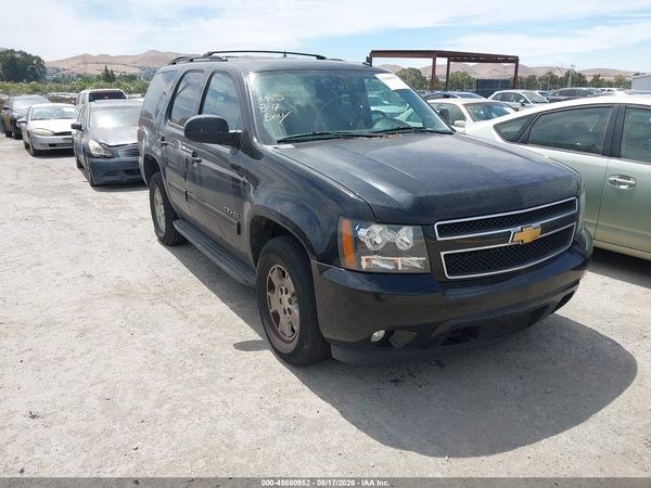 2013 CHEVROLET TAHOE LT — I1