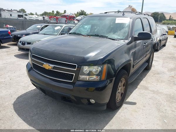 2013 CHEVROLET TAHOE — I2