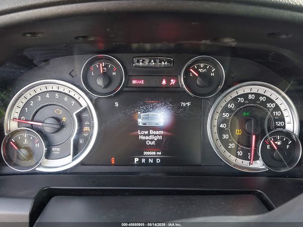 2021 RAM 1500 CLASSIC WARLOCK  4X2 6'4 BOX