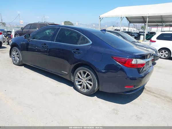 2016 LEXUS ES 300H