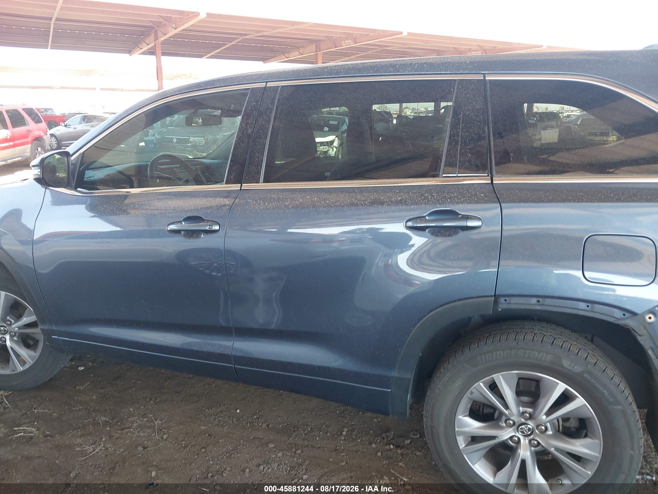 2016 TOYOTA HIGHLANDER LE PLUS V6
