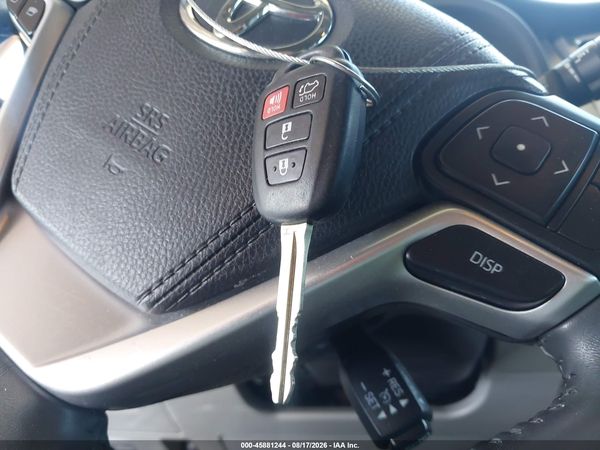 2016 TOYOTA HIGHLANDER LE PLUS V6