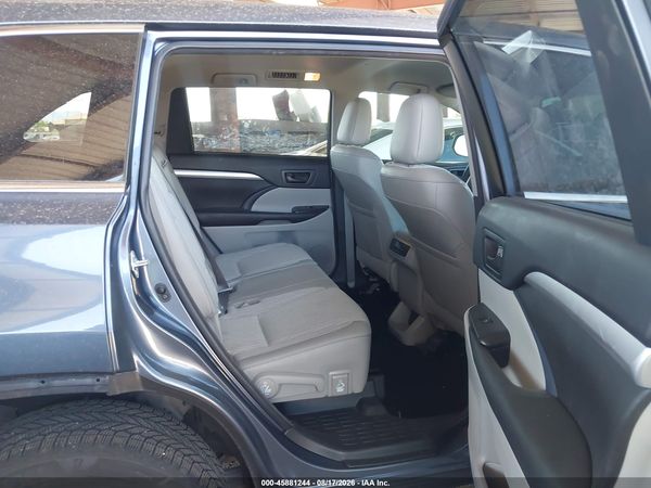 2016 TOYOTA HIGHLANDER LE PLUS V6