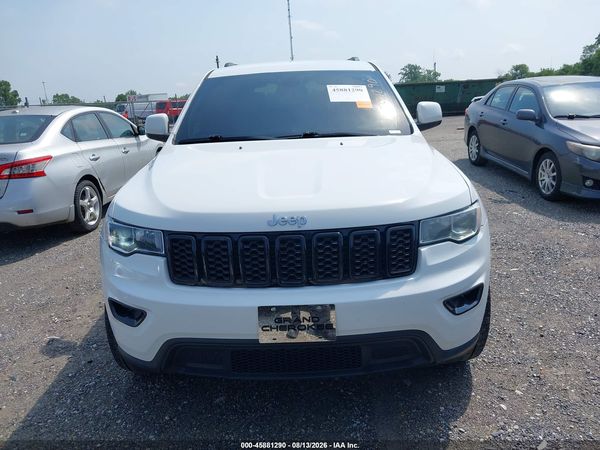 2020 JEEP GRAND CHEROKEE LAREDO