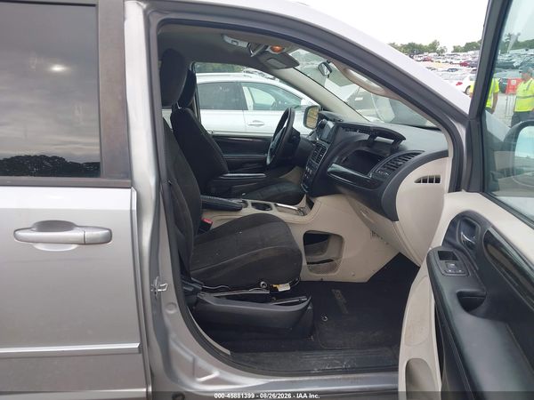2013 DODGE GRAND CARAVAN SXT — I5