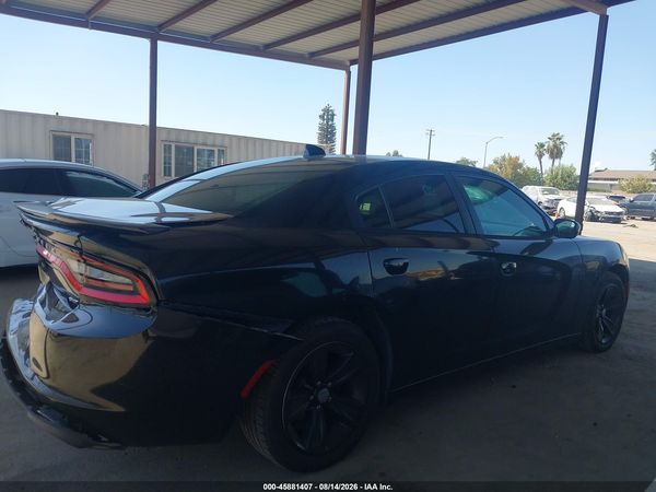 2016 DODGE CHARGER SXT