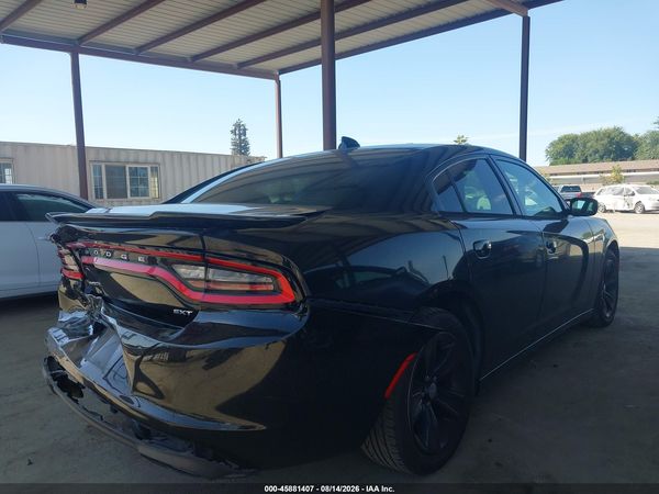 2016 DODGE CHARGER SXT