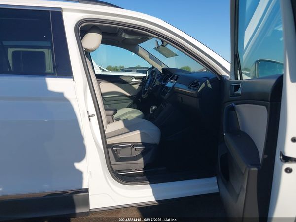 2018 VOLKSWAGEN TIGUAN 2.0T SE/2.0T SEL — I5