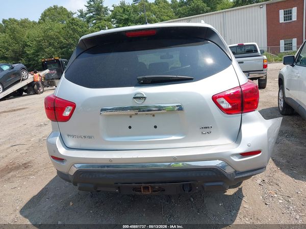 2018 NISSAN PATHFINDER SV