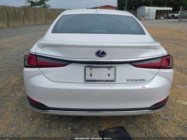 2022 LEXUS ES 300H LUXURY