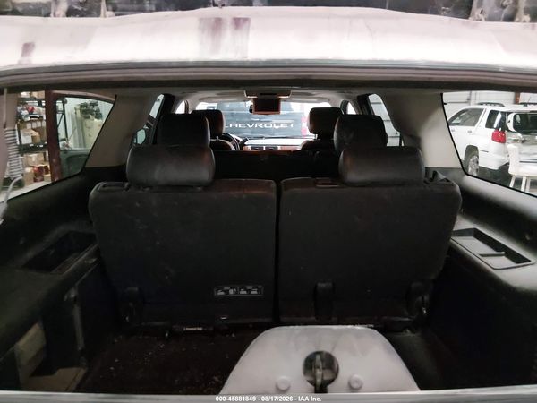 2014 CHEVROLET SUBURBAN LT — I153