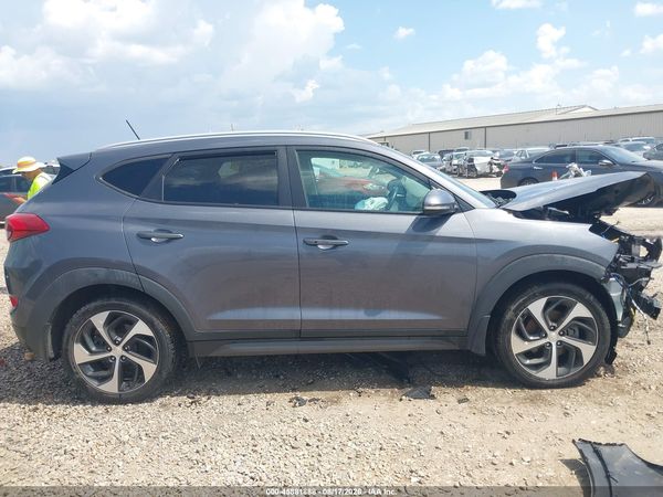 2016 HYUNDAI TUCSON SPORT