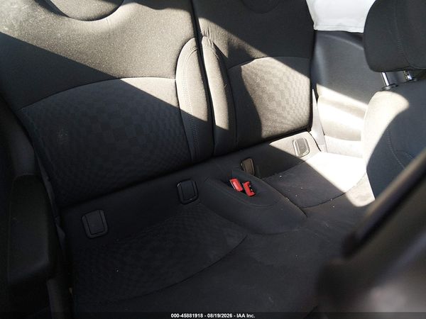 2012 MINI COOPER