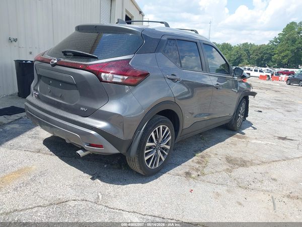 2024 NISSAN KICKS SV XTRONIC CVT — I4