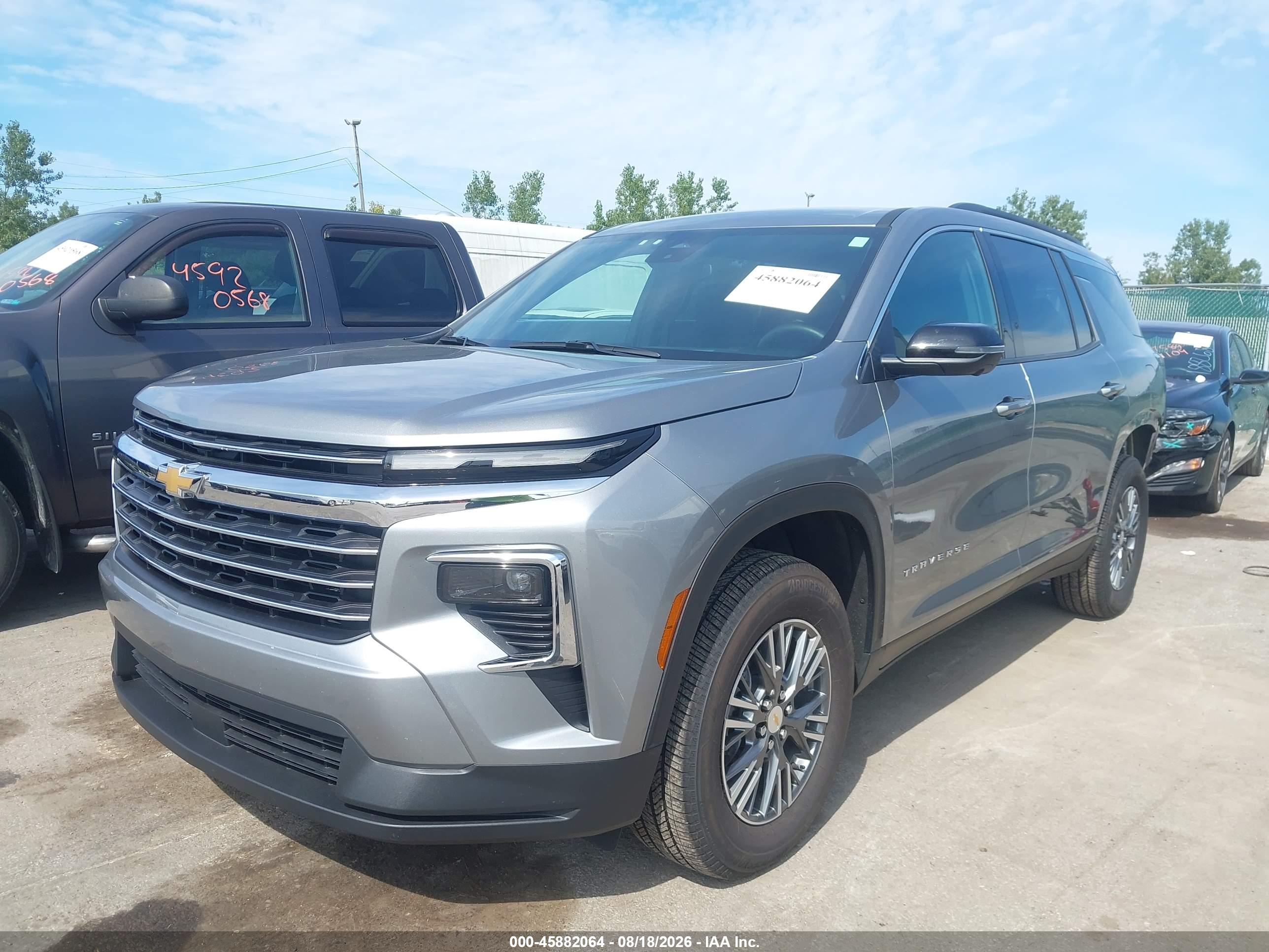2024 CHEVROLET TRAVERSE AWD LT — I2
