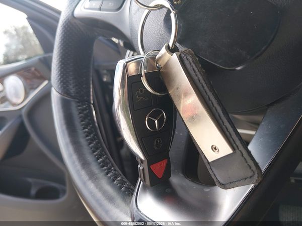 2017 MERCEDES-BENZ GLC 300 4MATIC