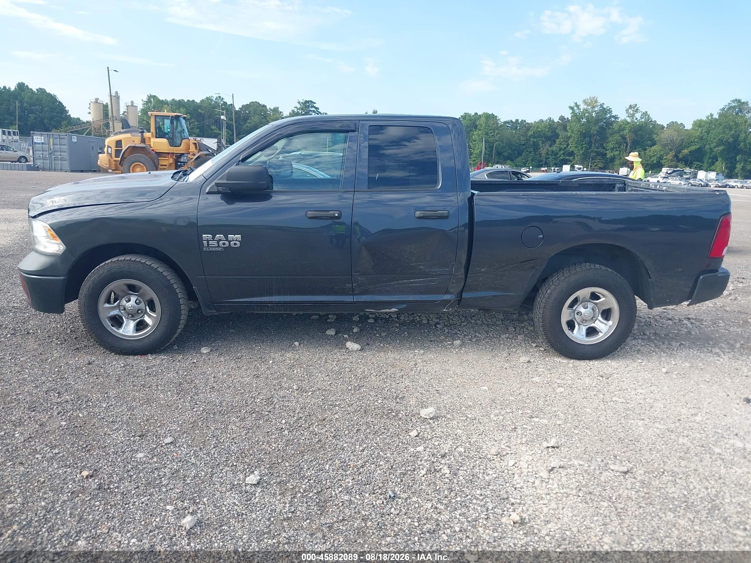 2019 RAM 1500 CLASSIC TRADESMAN  4X2 6'4 BOX