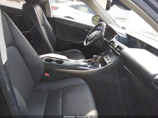 2018 LEXUS IS 300