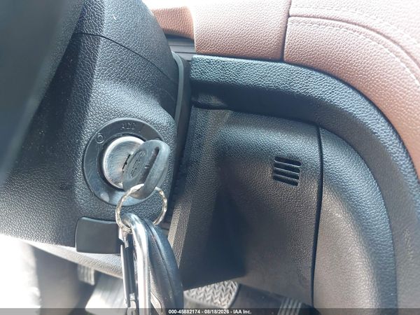 2017 CHEVROLET TRAVERSE PREMIER — I11
