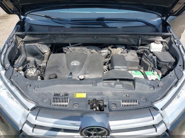 2019 TOYOTA HIGHLANDER LE PLUS
