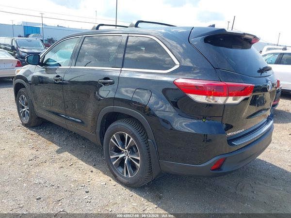2019 TOYOTA HIGHLANDER LE PLUS
