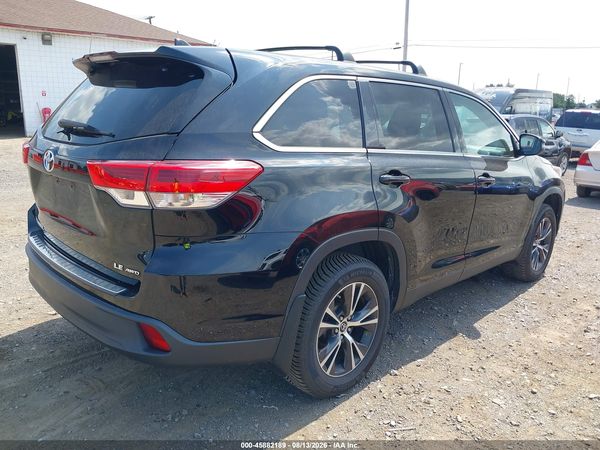 2019 TOYOTA HIGHLANDER LE PLUS