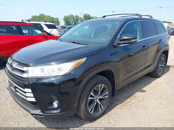 2019 TOYOTA HIGHLANDER LE PLUS
