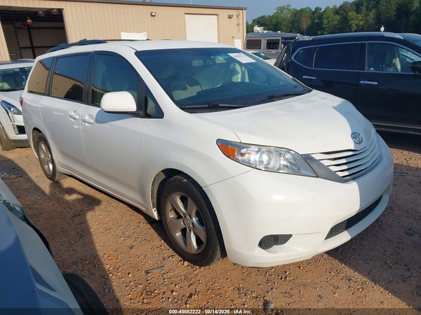 2015 TOYOTA SIENNA LE 8 PASSENGER